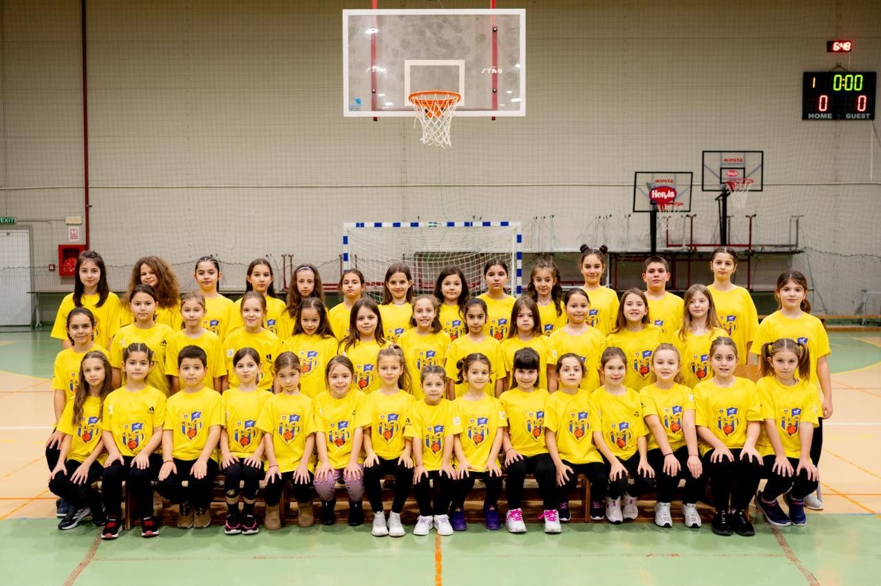Fotografie: Meci amical la Timișoara -Slamdunk Generation